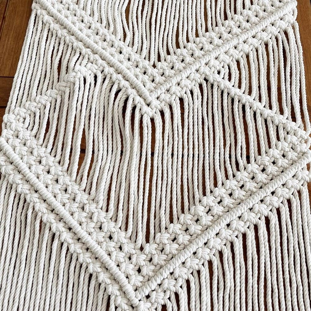 Chemin de table macramé beige