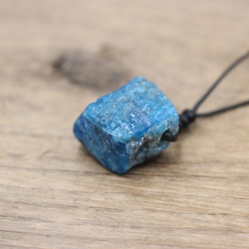 Collier micro macramé