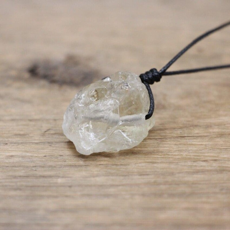 Collier micro macramé