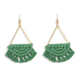 Boucle d'oreille pompon macramé