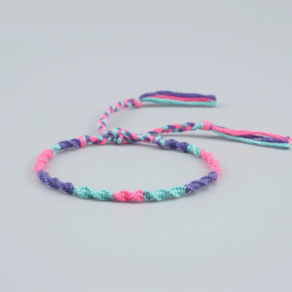 Bracelet macramé torsadé