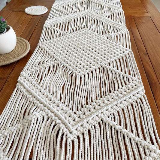 Chemin de table macramé beige
