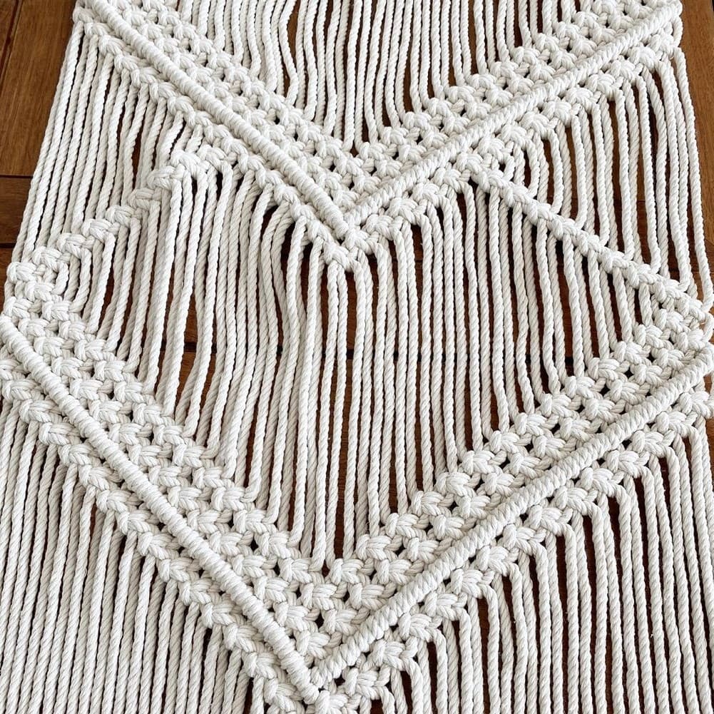 Chemin de table macramé beige