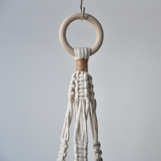 Cintre pour plante en macramé