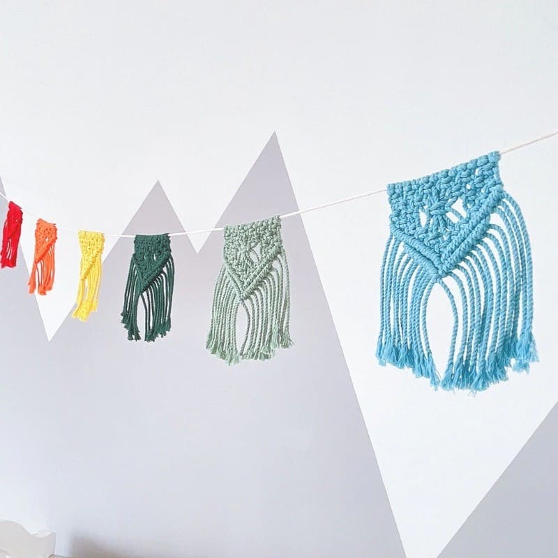Guirlande fanion macramé