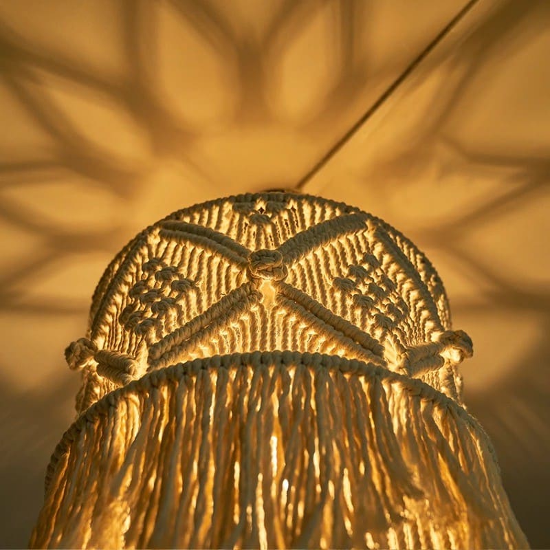Lustre bohème en macramé