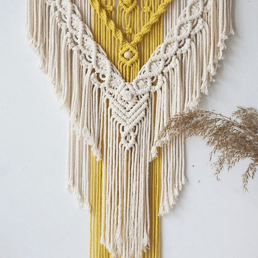 Macramé mural jaune moutarde