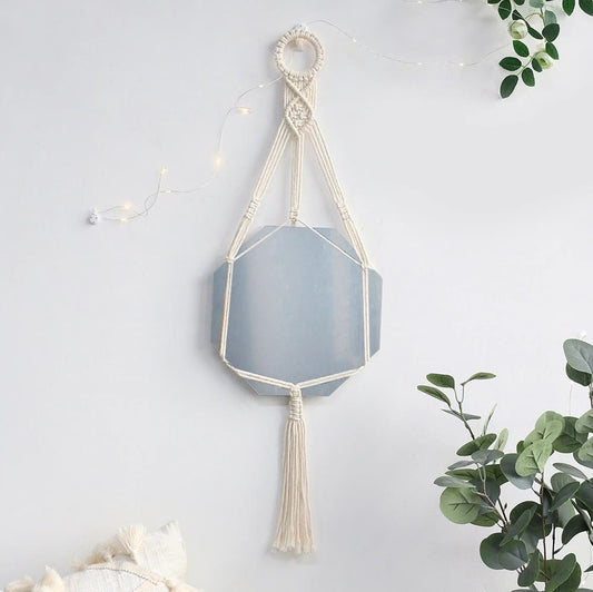 Miroir suspendu en macramé
