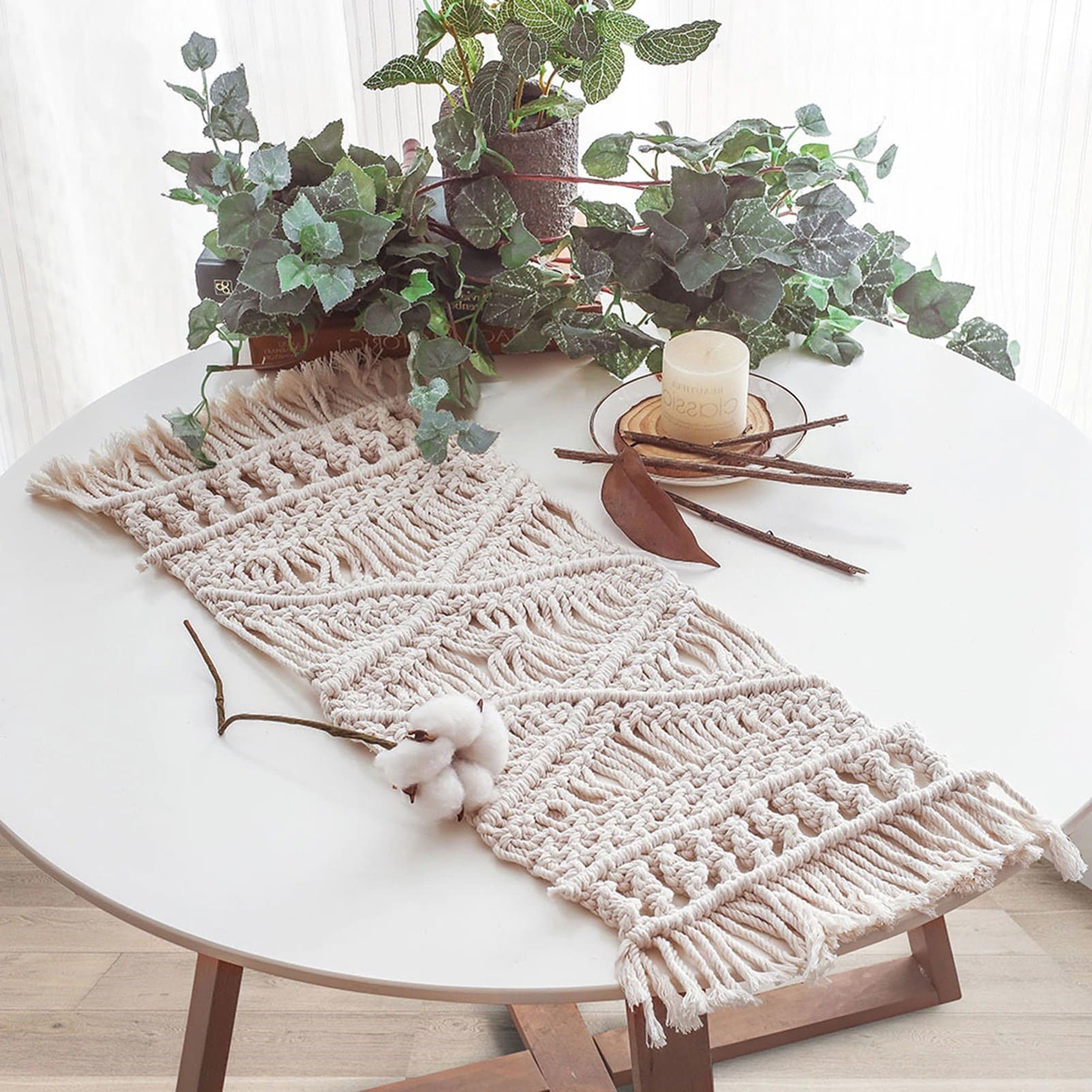 Petit chemin de table macramé