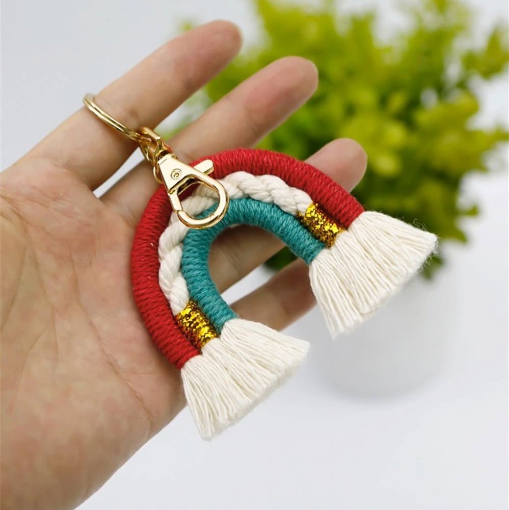 Porte-clé arc-en-ciel macramé