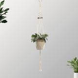 Suspension en perles de bois et macramé