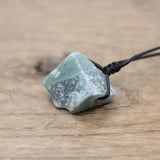 Collier micro macramé